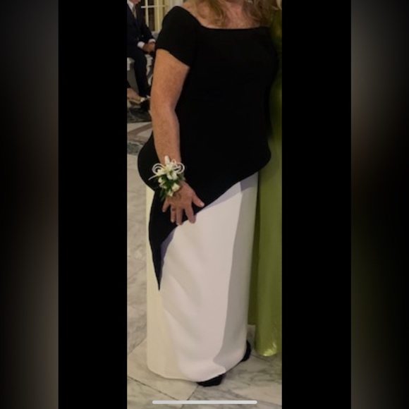 Barbara Mother of the Bride Dress - Picture 3 of 3